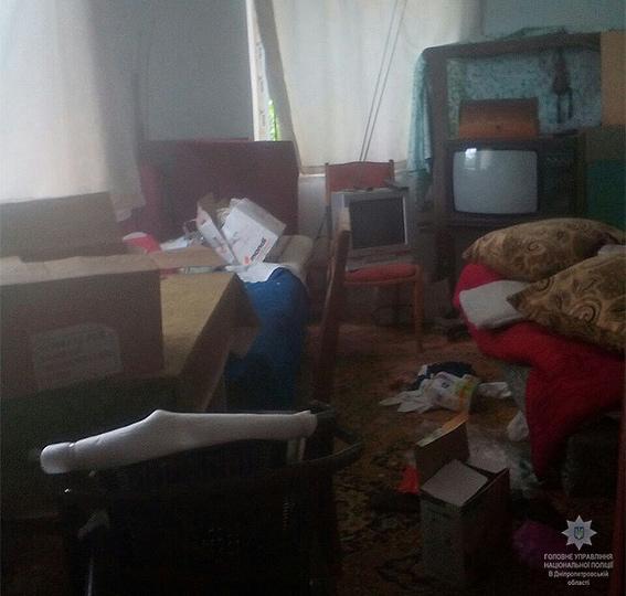 Un moldovean a jefuit o vilă din Dnipropetrovsk. Ce a furat bărbatul