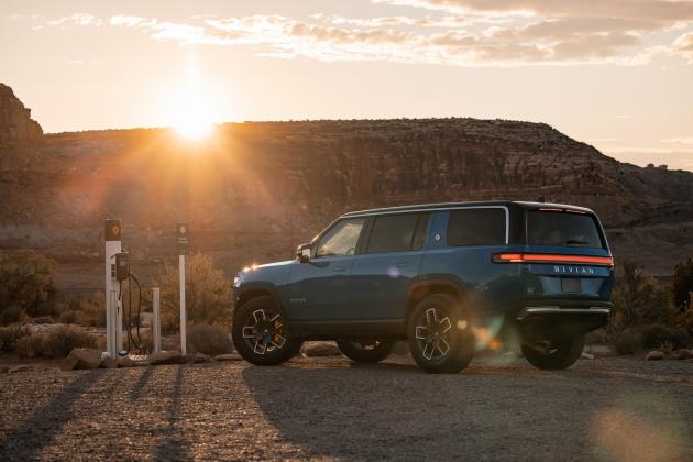 Rivian R1S start production_8