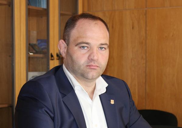 585-igor-popa