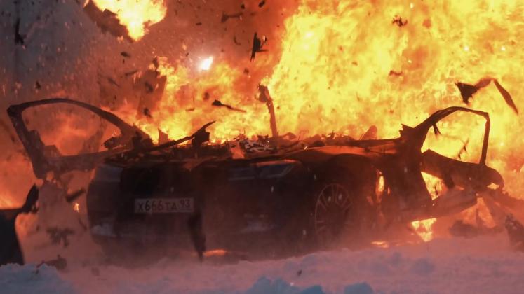 bmw m5 explodat