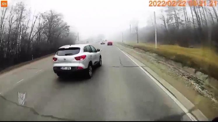 conflict renault troleibuz