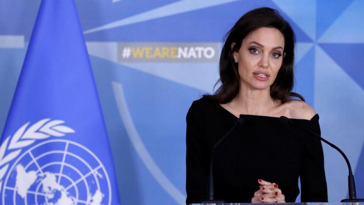26733_BEL-20180131-JOLIE_1517485762912