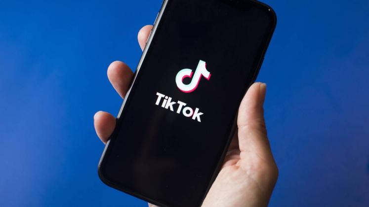 Tik Tok jpg