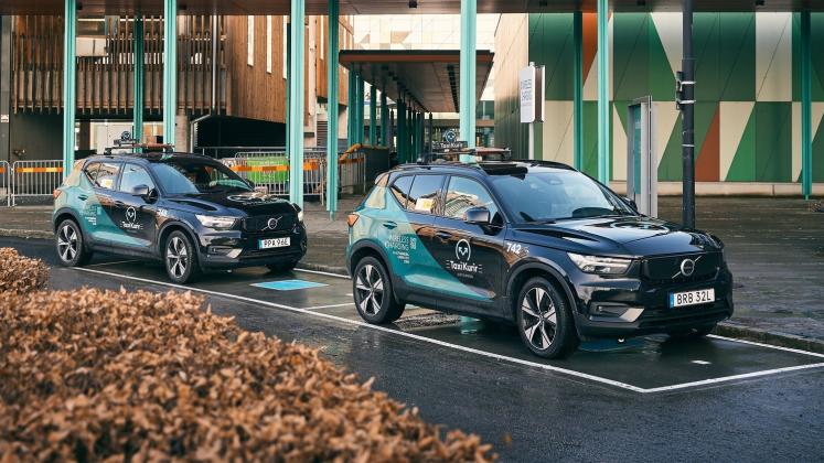 Volvo Cars tests new wireless charging technology_0