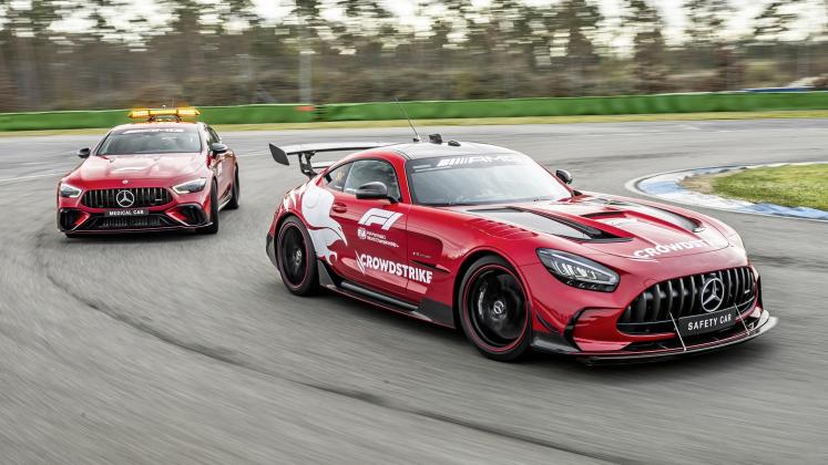 New 2022 FIA F1 Safety Car & Medical Car_64