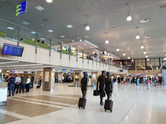 aeroport-scaled-1