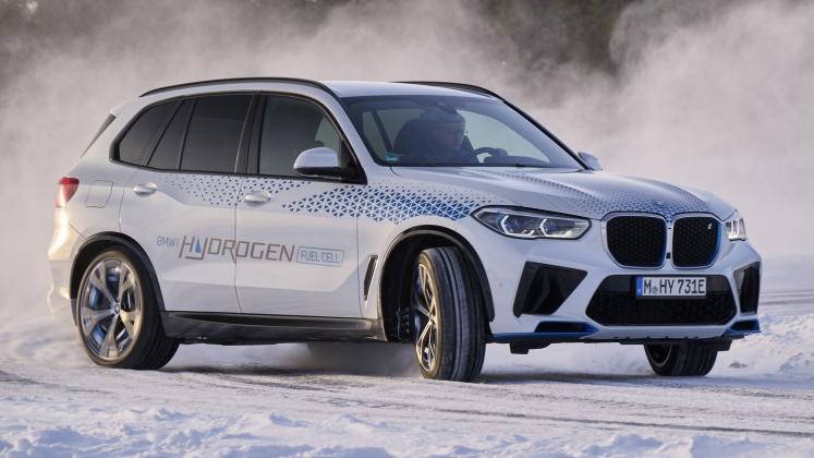 BMW iX5 Hydrogen final cold test 2022_39