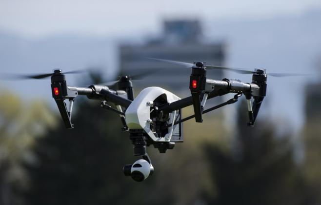bespilotnik-kvadrokopter-dron (1)