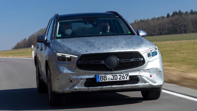 New 2022 Mercedes-Benz GLC prototype_3