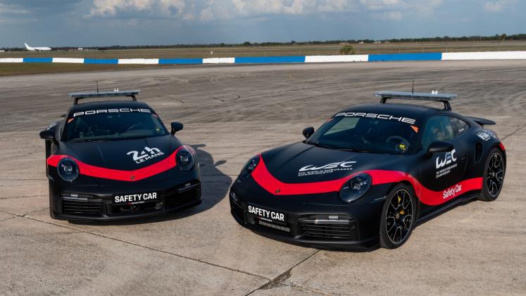 Porsche 911 Turbo S safety car FIA WEC 2022_14