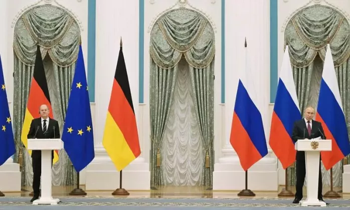 image-2022-02-15-25368459-41-vladimir-putin-olaf-scholz