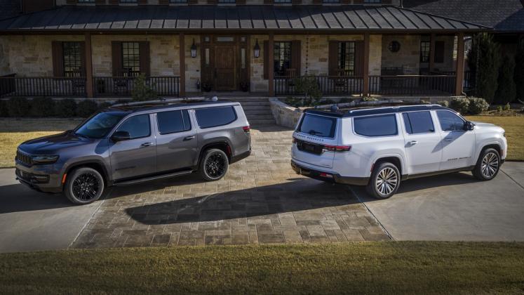 All-new 2023 Jeep Wagoneer L Carbide_40