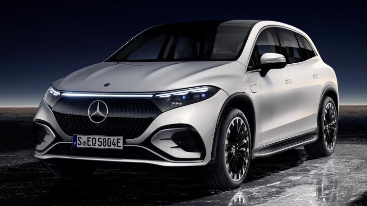 New 2022 Mercedes-Benz EQS SUV_9