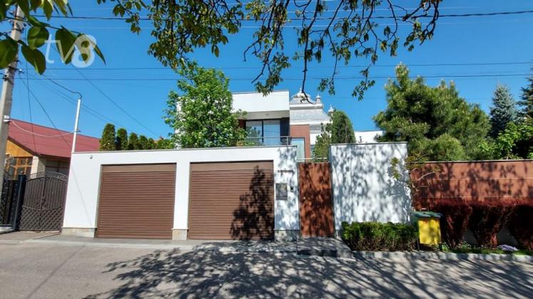 casa lui Pavel Filip