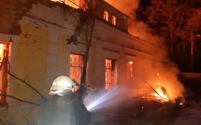 Incendiu-pompieri-Ucraina-640x400