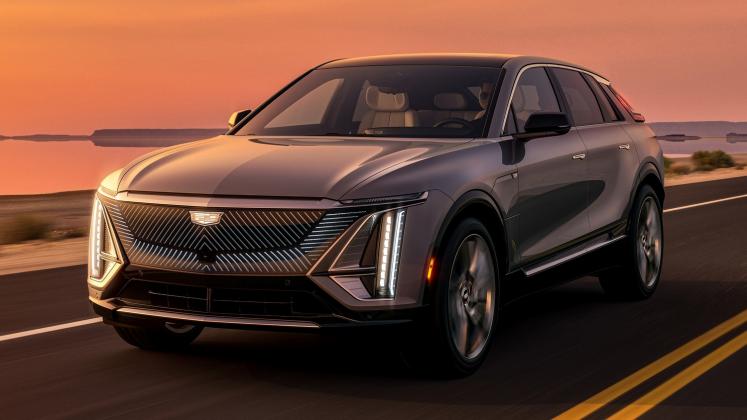New 2023 Cadillac LYRIQ_1