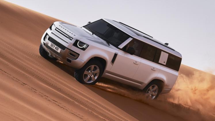 New 2022 Land Rover Defender 130_41