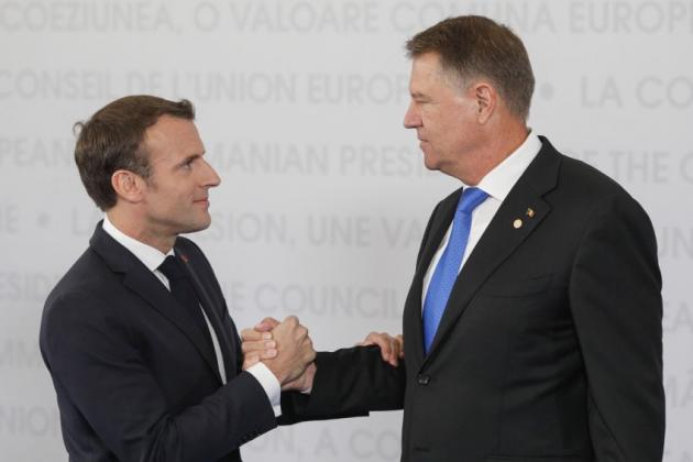 emmanuel-macron-INQUAM_Photos_Octav_Ganea-850x567