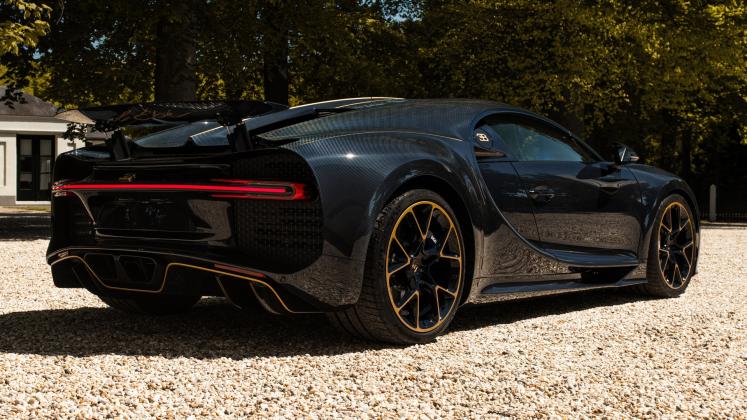 Bugatti Chiron L’Ébé limited 1 of 3_5