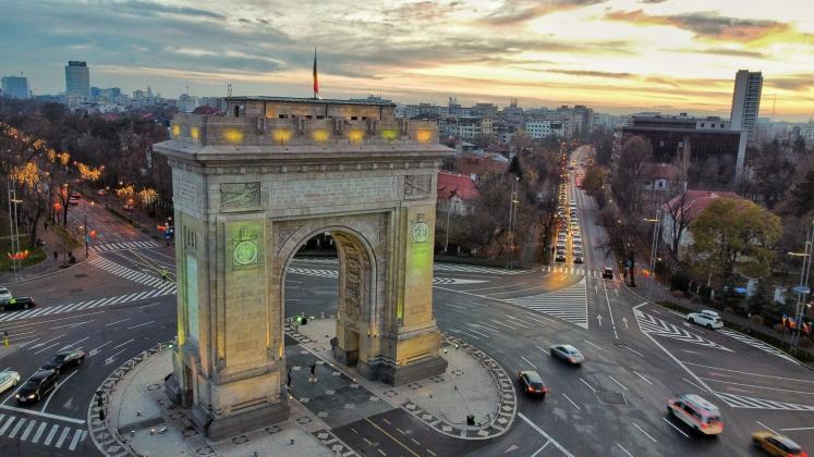 arcul de triumf bucuresti