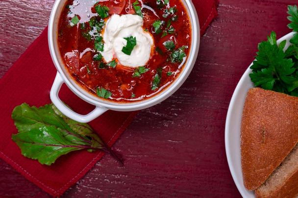 ukrainian-traditional-borsch