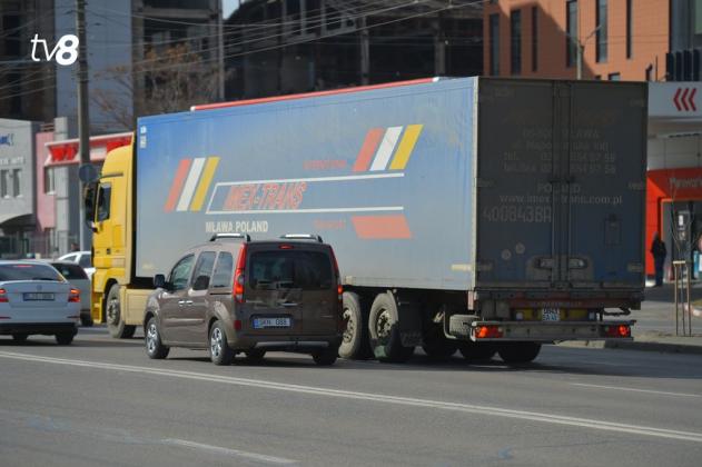 Camion TIR JPG