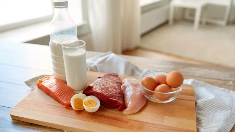 cum-pastram-alimentele-proaspete-si-pline-de-nutrienti-pentru-mai-mult-timp-carne-lactate-oua-cover