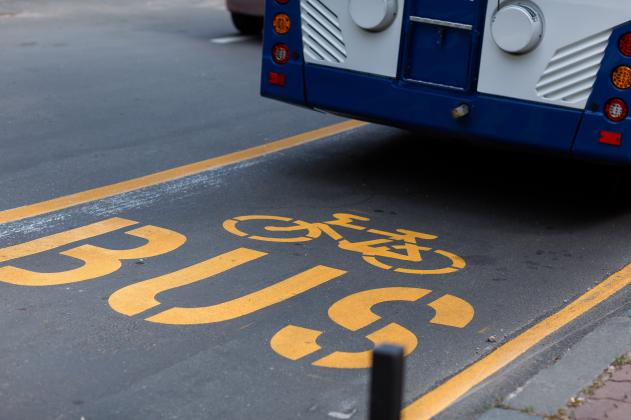 benzi transport public troleibuz 