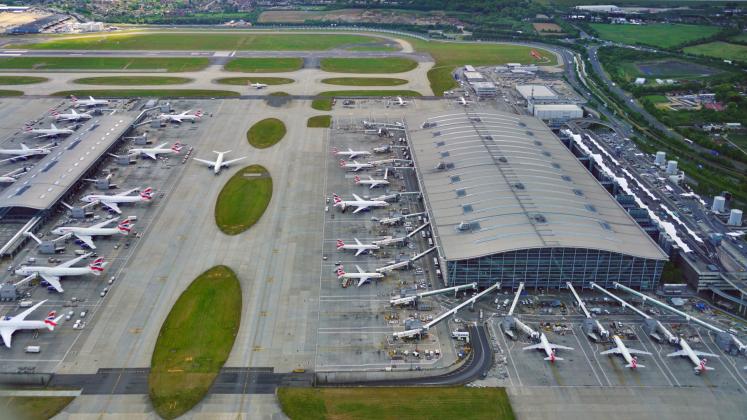 Aeroportul-Heathrow-din-Londra