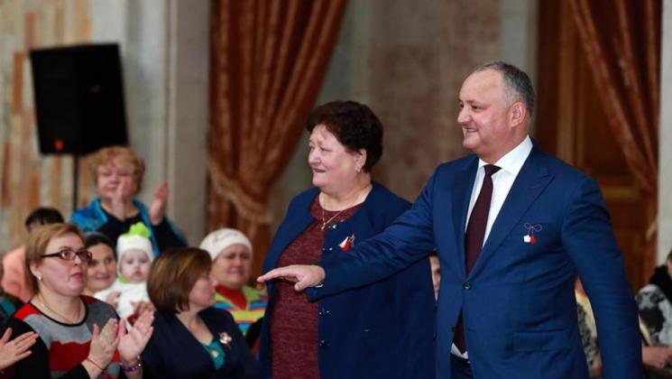 mama-lui-igor-dodona-fosta-profesoara-cu-averi-de-sute-de-mii-de-lei-ce-venituri-oficiale-a-declarat-147246-1583591183