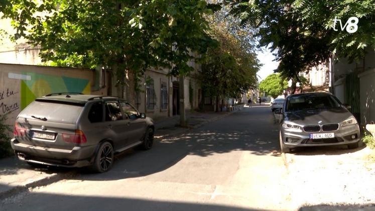 n236986v49_TEATRULUI PIETONALĂ.mxf.00_00_52_05.Still001