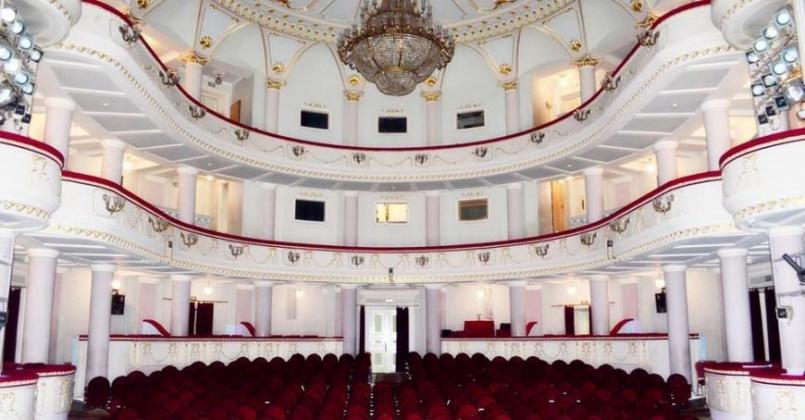 news-category-la-teatre-si-muzee-intrarea-este-permisa-cu-certificat-de-vaccinare-si-acte-de-identitate-in-ce-masura-sunt-respectate-rigorile