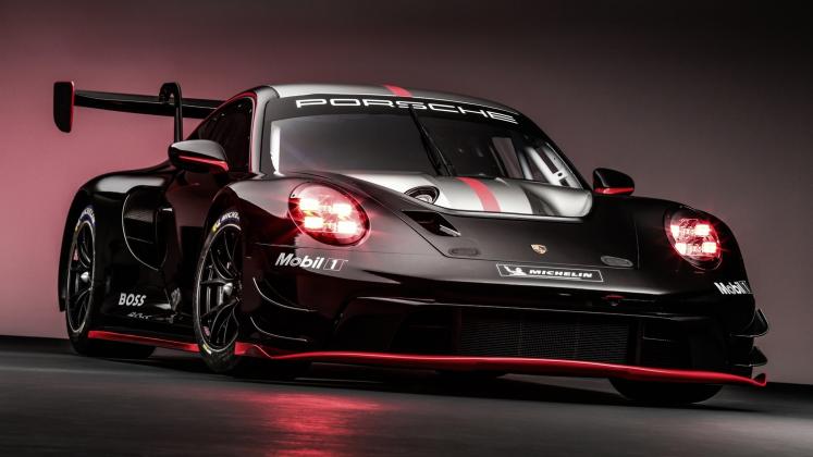 New 2022 Porsche 911 GT3 R_22