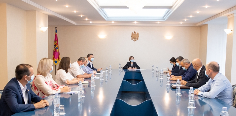 sandu aleșii locali