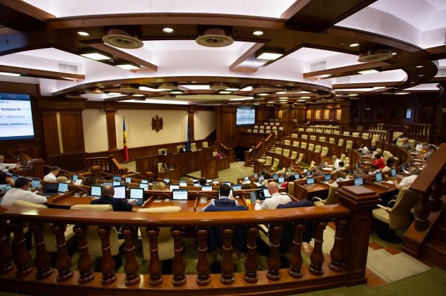 Foto: Parlament _o