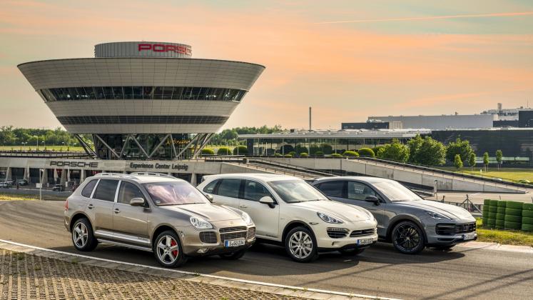 Porsche Cayenne 20 years_14