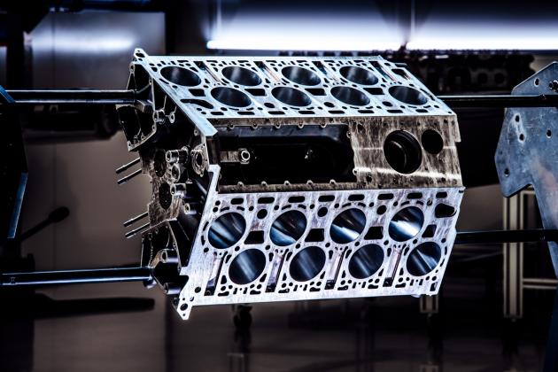 Bugatti W16 engine_1