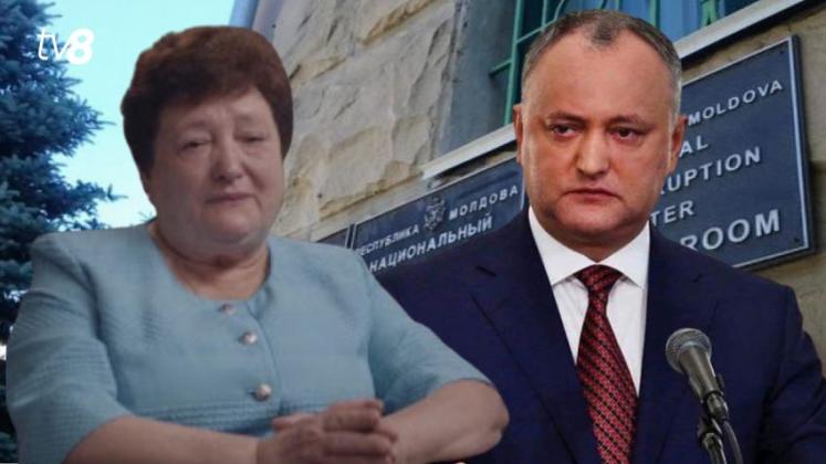 Igor Dodon si mama