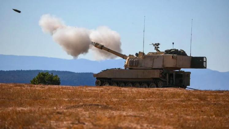 un-nou-ajutor-militar-johnson-anunta-transferul-a-10-sisteme-de-artilerie-autopropulsate-catre-ucraina-184163-1657046581