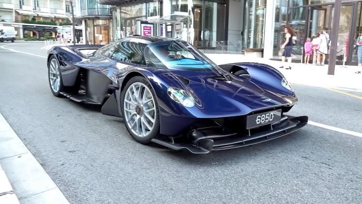 aston martin valkyrie
