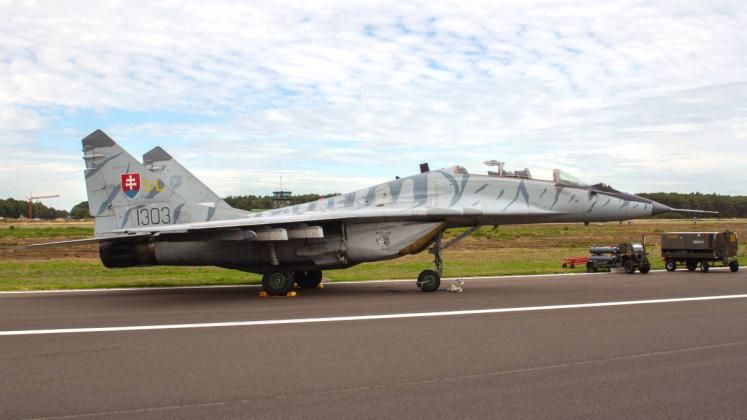 Istrebitel-MiG-29