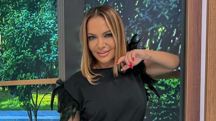andreea-antonescu-secretul-siluetei-de-vis-ce-face-artista-pentru-a-se-mentine-in-forma-la-39-de-ani-5--crop-1649922046