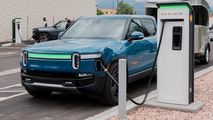 rivian r1t