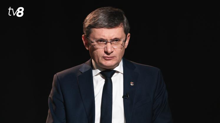 Igor Grosu 24