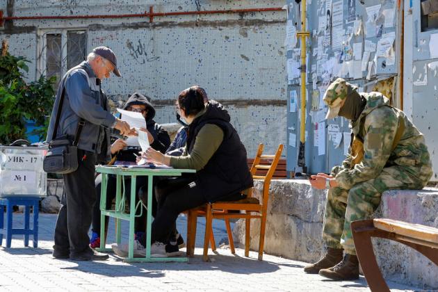 upload-2022-09-25T110918Z_203111813_RC29OW9EBALZ_RTRMADP_3_UKRAINE-CRISIS-REFERENDUMS-MARIUPOL-pic_32ratio_900x600-900x600-35110
