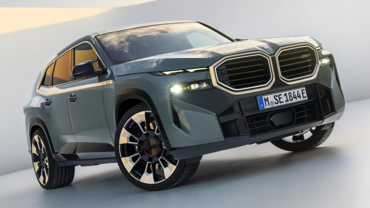 New 2022 BMW XM_29