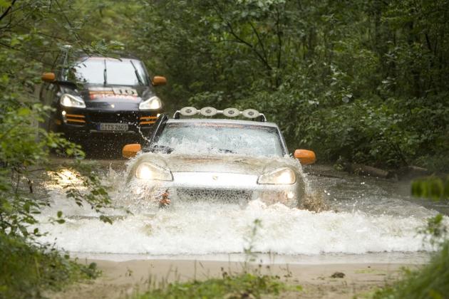Porsche-Cayenne-S-Transsyberia-Rally-SUV-2006_0