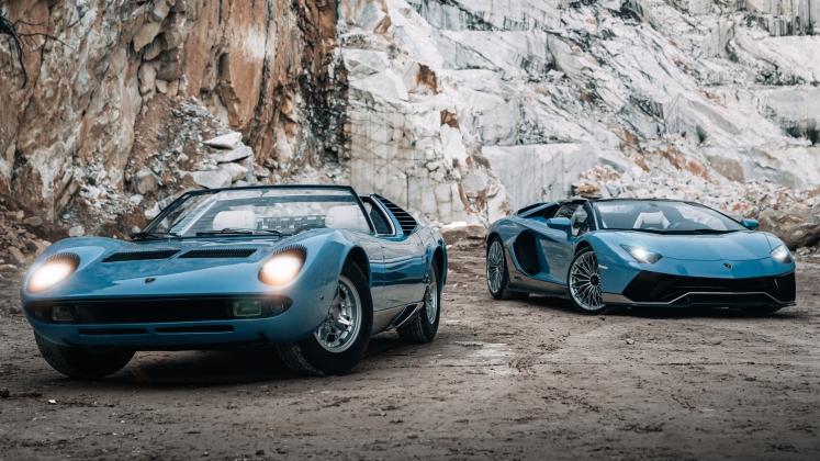 Final Lamborghini Aventador LP 780-4 Ultimae Roadster & Miura P400 Roadster_6