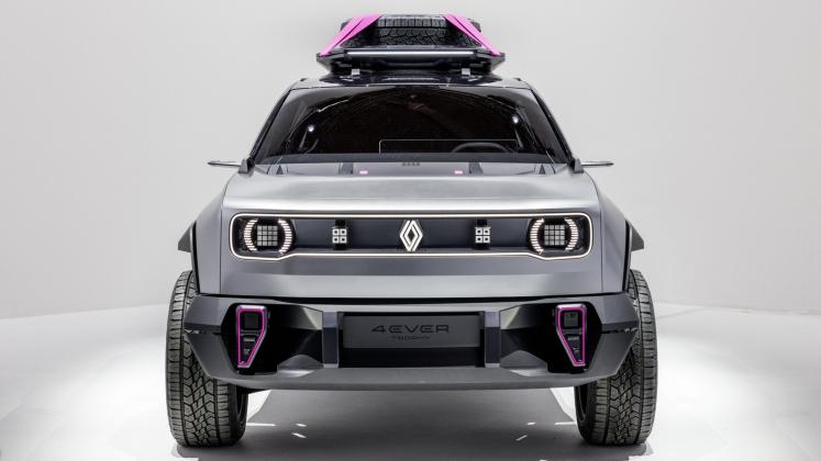 New 2022 Renault 4EVER Trophy show car_0