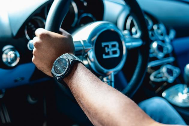 Bugatti Carbone Limited Edition by VIITA smartwatch_2